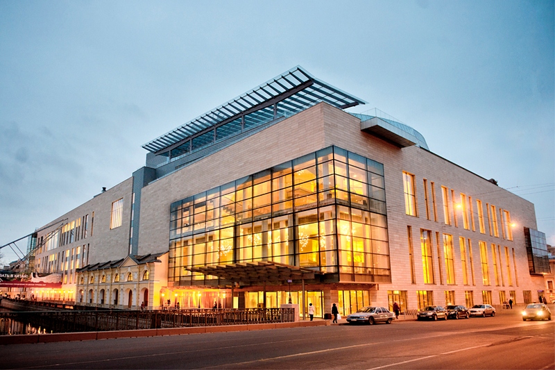 new-stage-of-the-mariinsky-theater.jpg